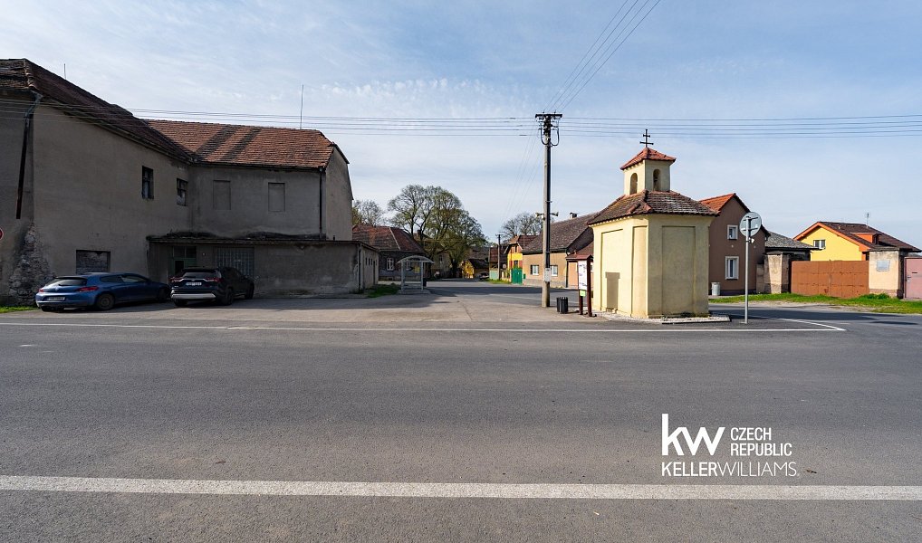 Prodej zahrady 1 652 m², Suchomasty – náhled fotky 27