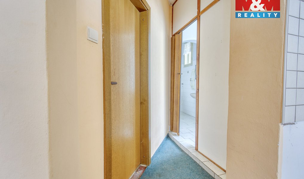 Prodej domu 800 m² s pozemkem 662 m², Oloví – náhled fotky 27