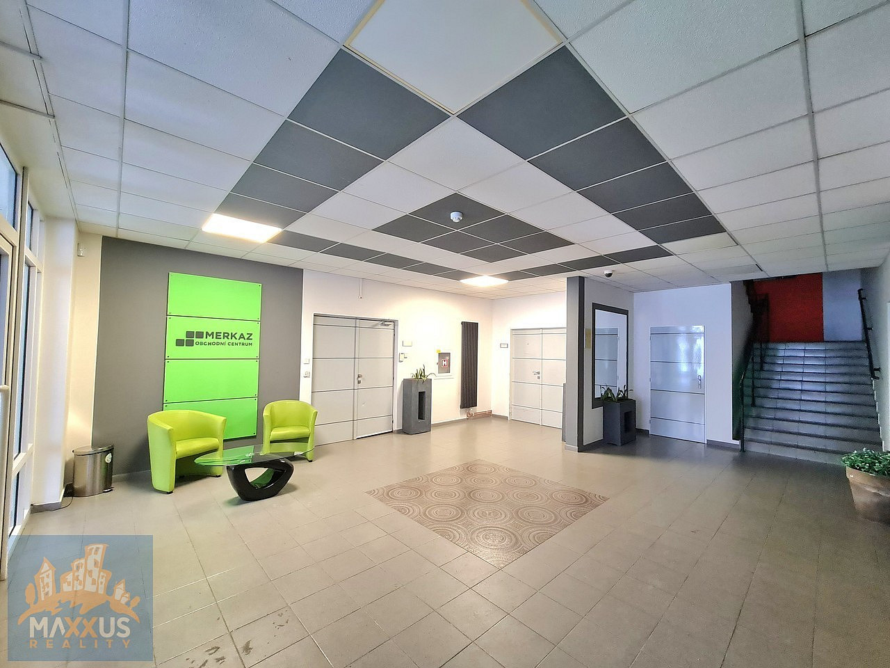 Pronájem kanceláře 38 m² – fotografie 2