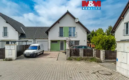 Prodej domu 124 m² s pozemkem 341 m², Býkev, okres Mělník