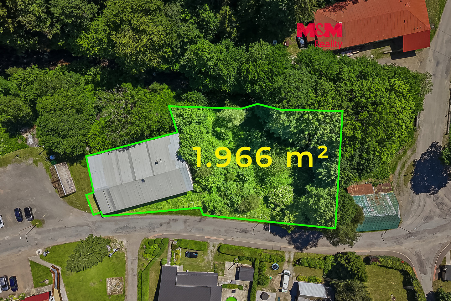 Prodej stavebního pozemku 1 966 m²