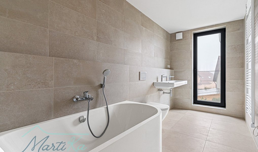 Prodej domu 142 m² s pozemkem 360 m², Úvaly – náhled fotky 12