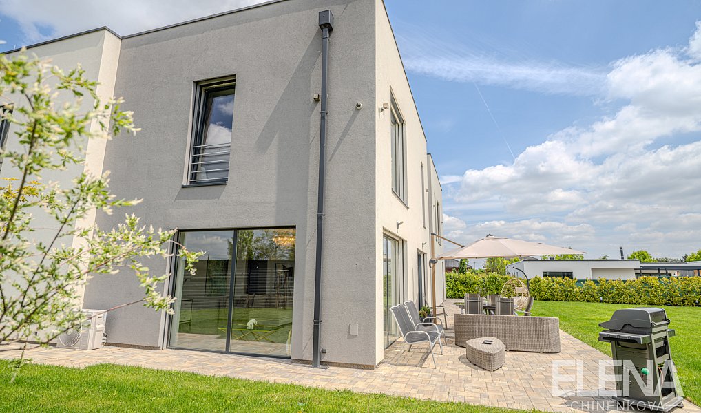 Prodej domu 416 m² s pozemkem 1 285 m², Vysoký Újezd – náhled fotky 40