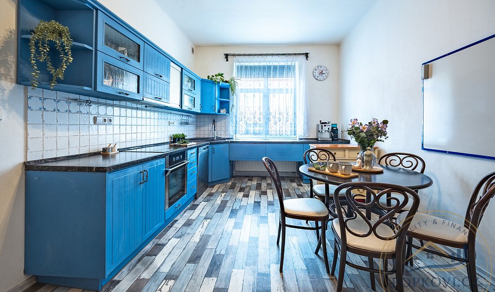 Prodej bytu 3+1 98 m², Milovice – náhled fotky 3