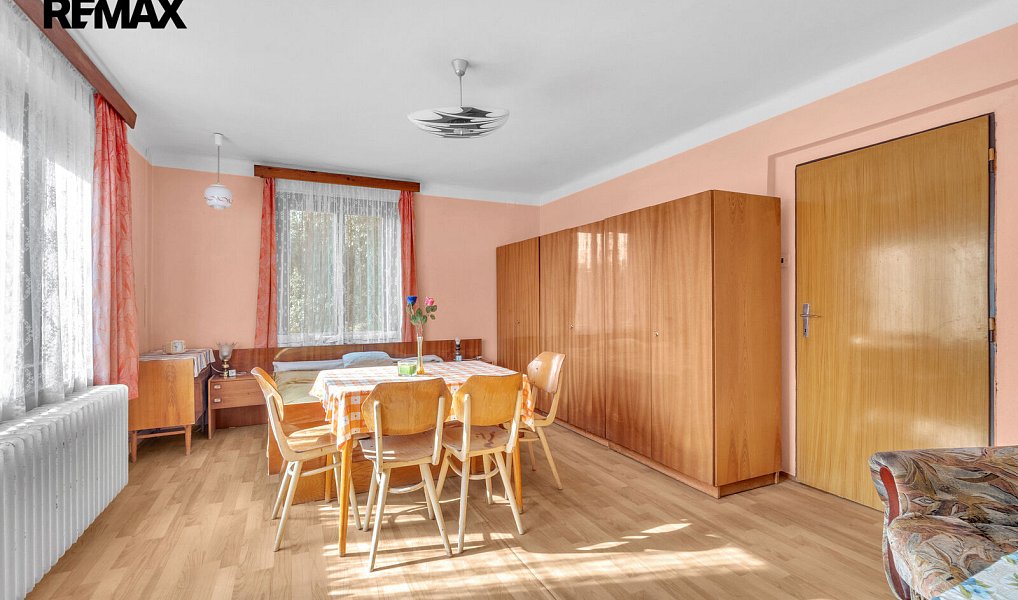 Prodej domu 217 m² s pozemkem 522 m², Smidary – náhled fotky 3