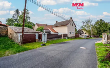 Prodej domu 187 m² s pozemkem 762 m², Lošany - Lošánky, okres Kolín