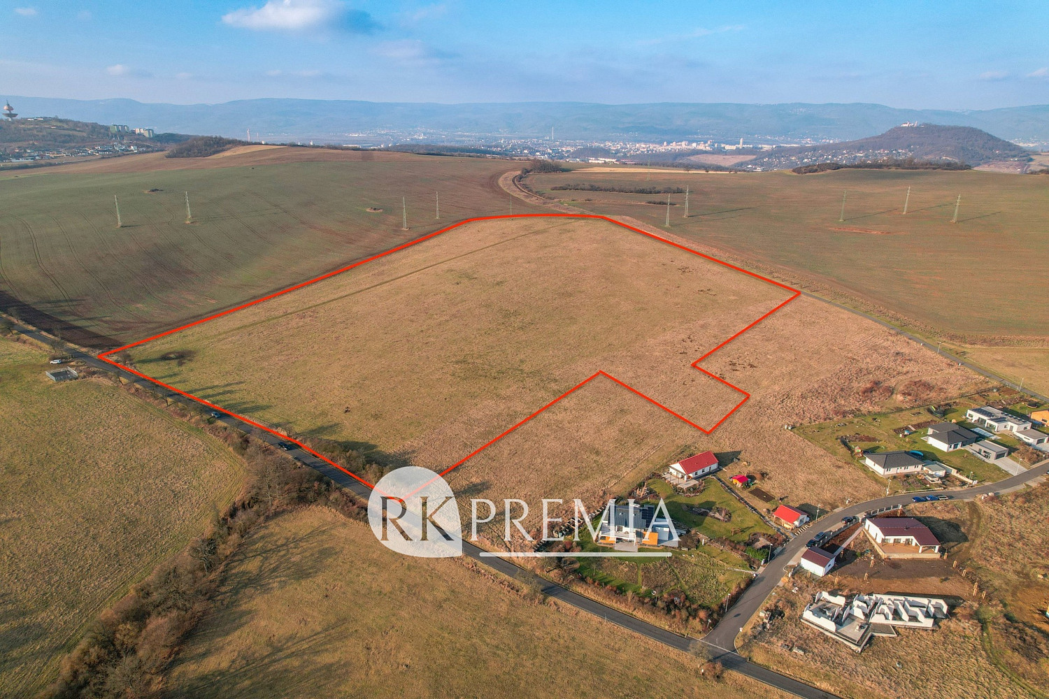 Prodej pole 99 231 m²