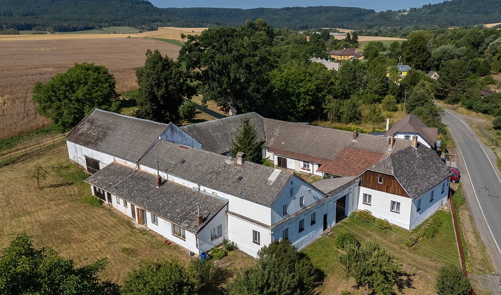 Prodej domu 400 m² s pozemkem 4 371 m², Moravská Třebová – náhled fotky 4