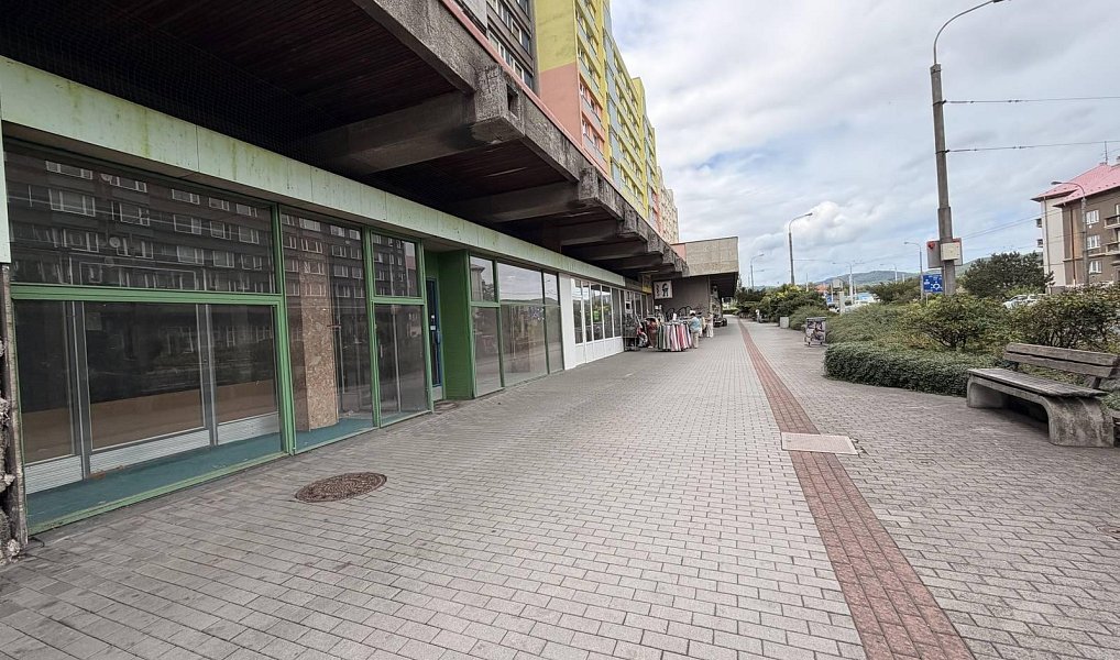 Pronájem obchodních prostor 178 m², Chomutov – náhled fotky 5