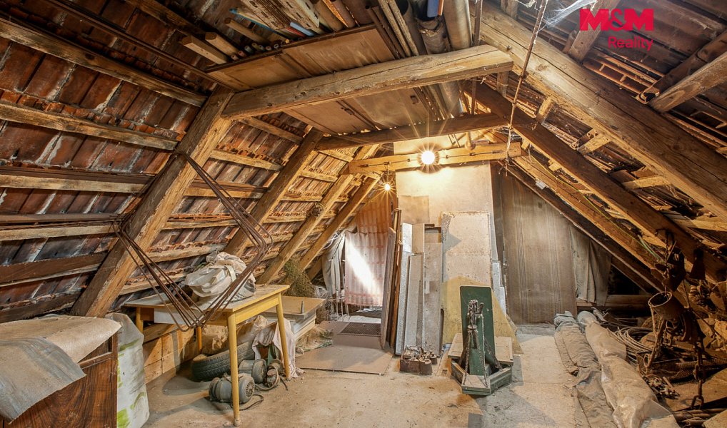 Prodej domu 180 m² s pozemkem 2 581 m², Třebenice – náhled fotky 16