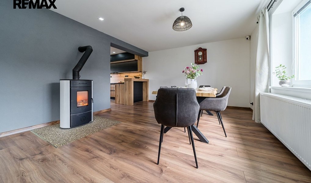 Prodej domu 290 m² s pozemkem 671 m², Ratíškovice – náhled fotky 6