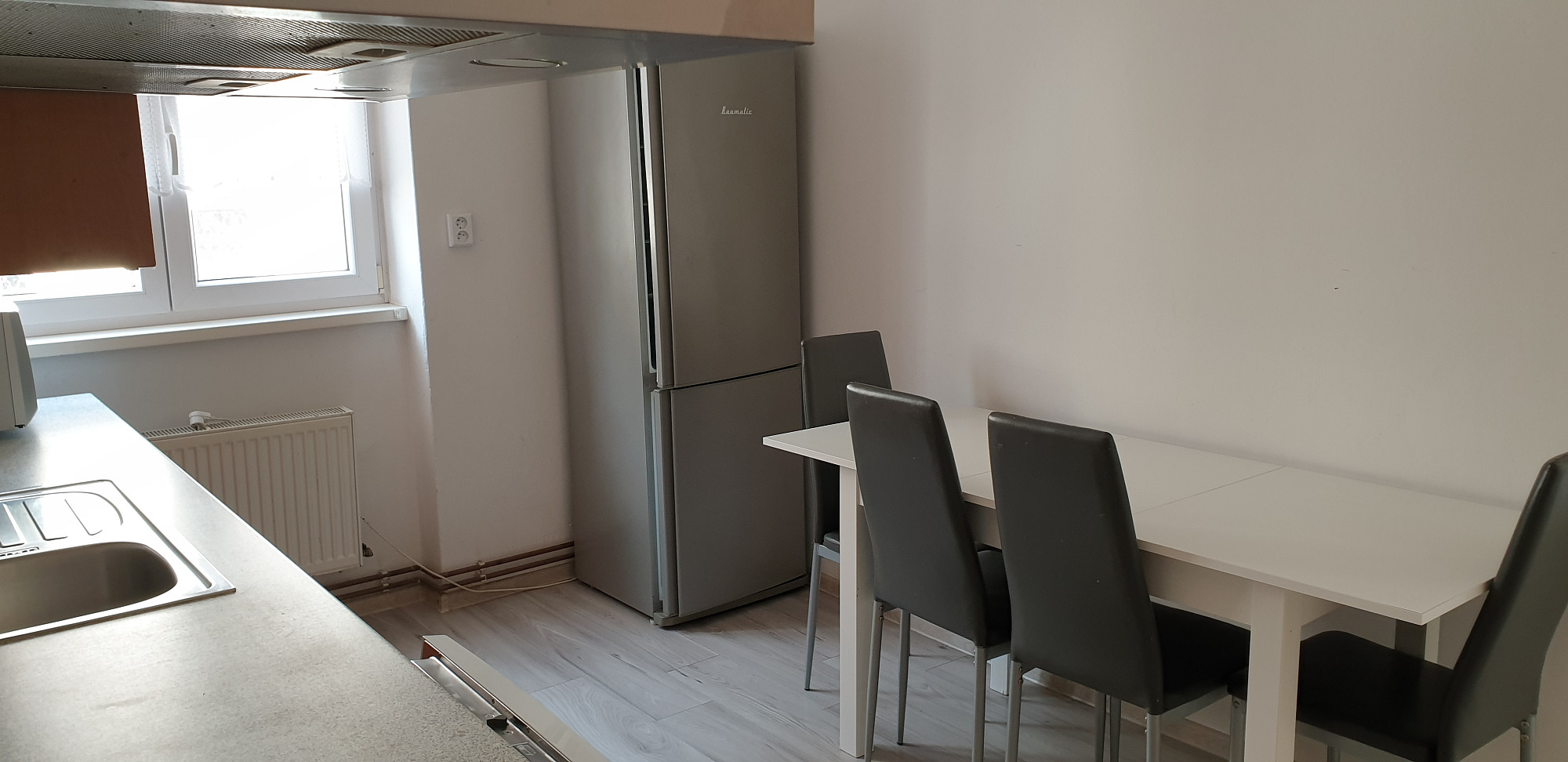Pronájem bytu 3+1 80 m² – fotografie 2