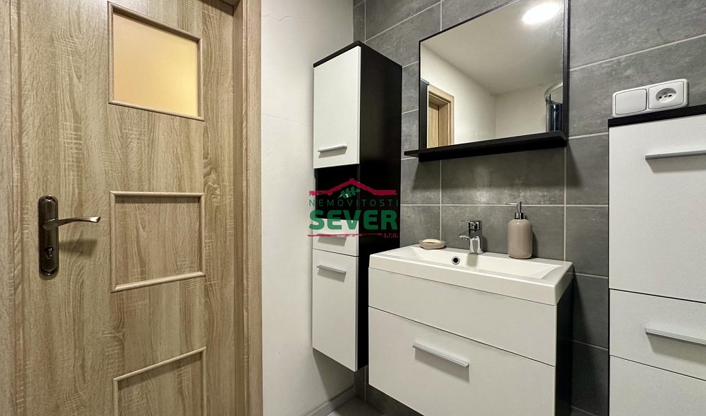Prodej bytu 2+1 53 m², Krupka – náhled fotky 8