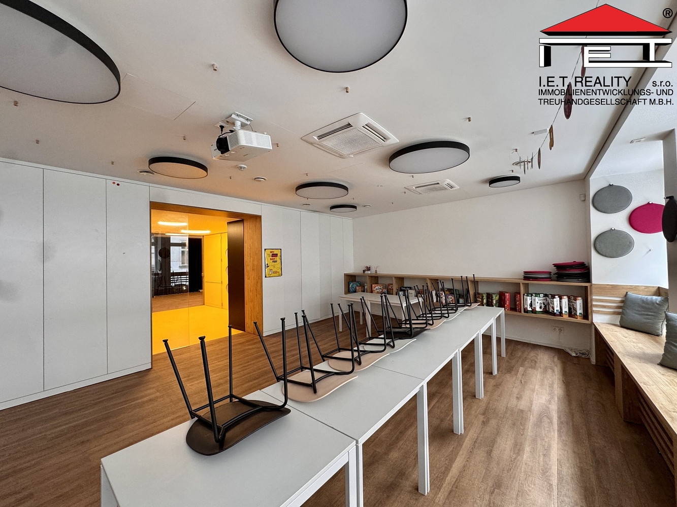 Pronájem kanceláře 106 m² – fotografie 5