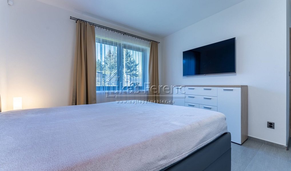 Prodej domu 221 m² s pozemkem 1 950 m², Unhošť – náhled fotky 15