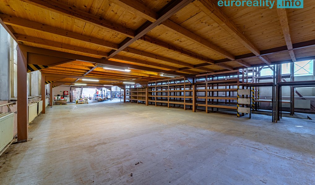Pronájem skladovacích prostor 580 m², Mariánské Lázně – náhled fotky 2