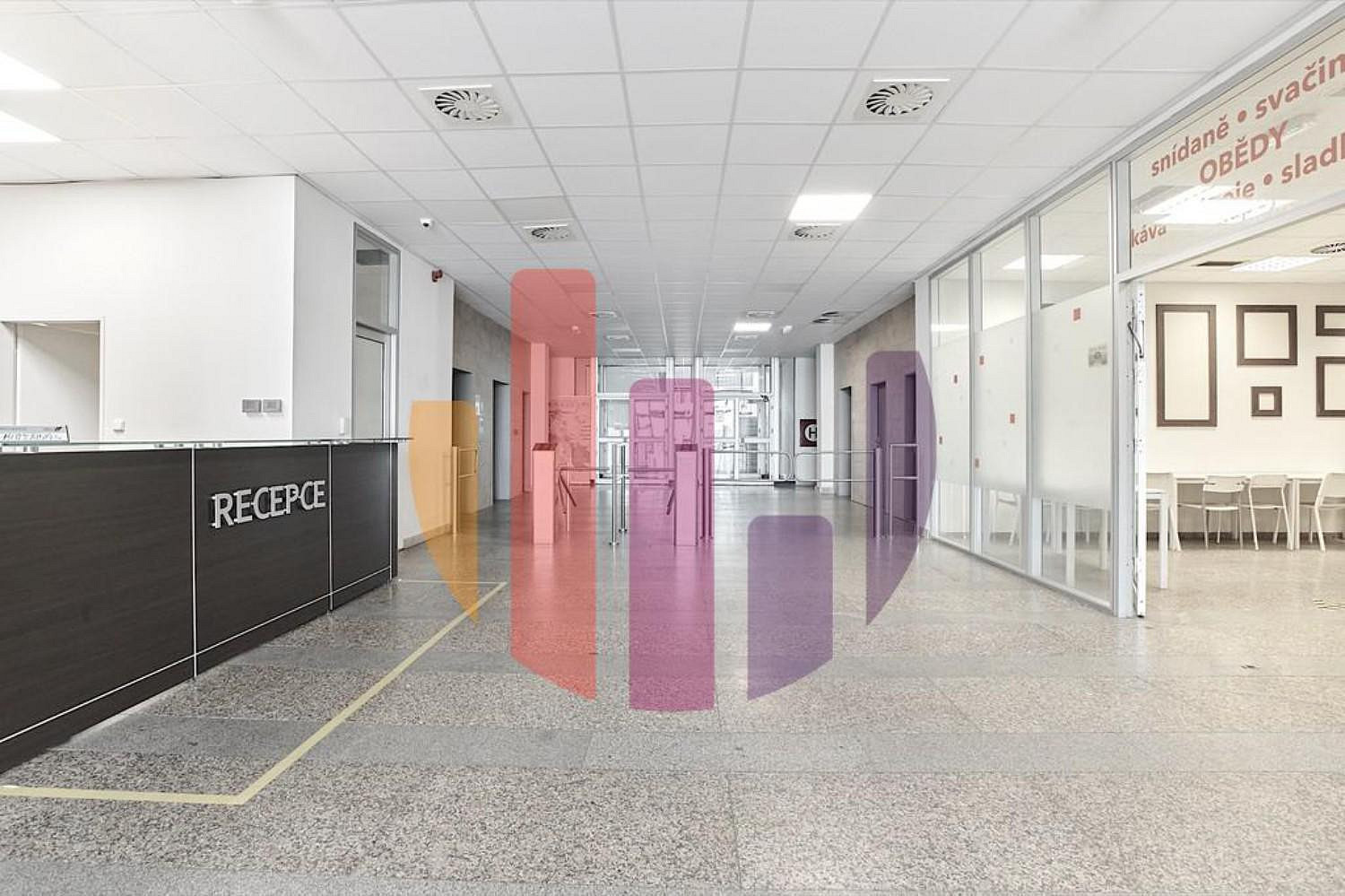 Pronájem kanceláře 126 m² — photo 2