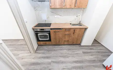 Pronájem bytu 2+1 56 m², Volyňská, Praha 10 - Vršovice