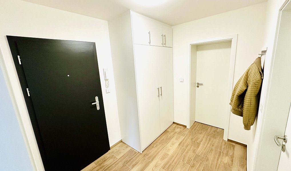 Pronájem bytu 1+kk 50 m², Jihlava – náhled fotky 13