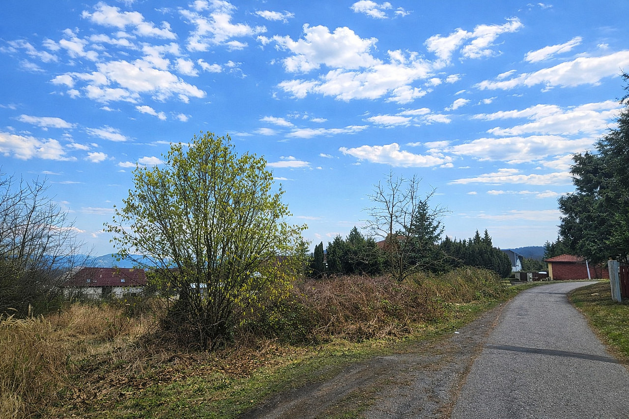 Prodej stavebního pozemku 873 m², Krupka