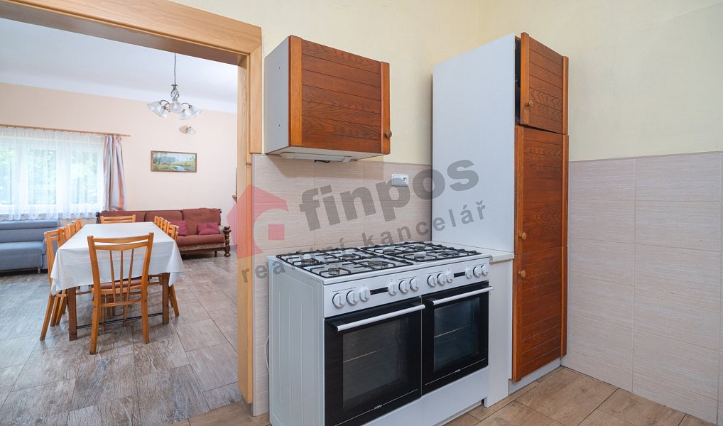 Prodej ubytovacího objektu 370 m², Smržovka – náhled fotky 8