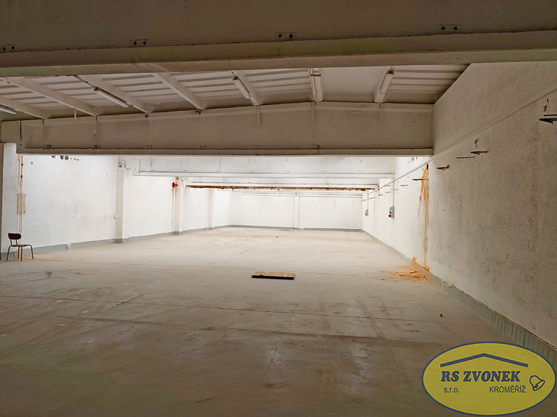 Pronájem výrobních prostor 1 200 m²