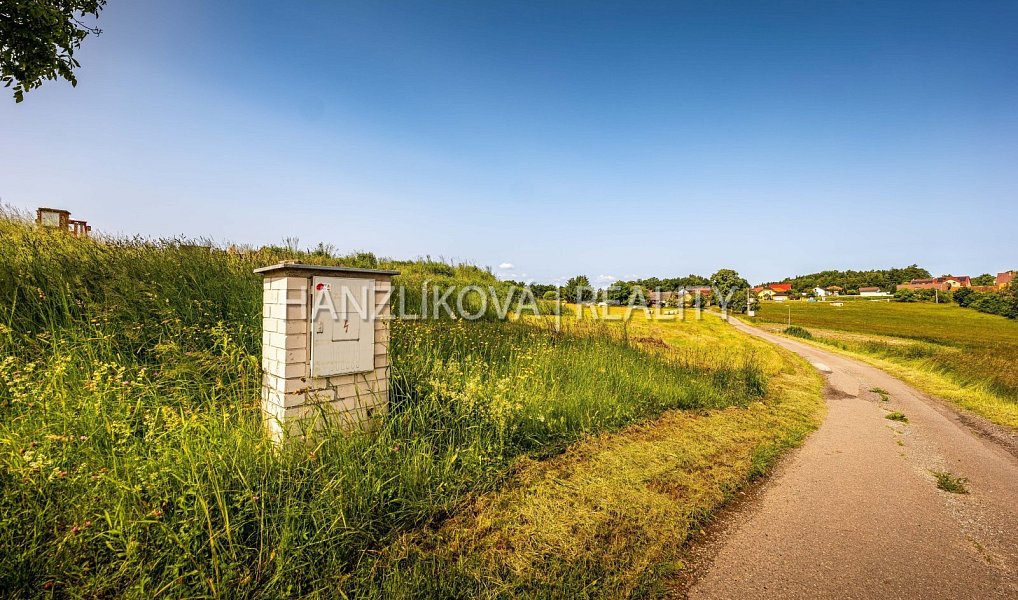 Prodej stavebního pozemku 777 m², Dubičné – náhled fotky 4