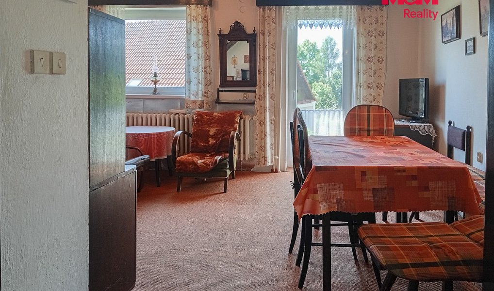 Prodej bytu 2+1 120 m², Třebušín – náhled fotky 2