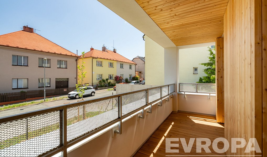 Prodej bytu 4+kk 86 m², Pardubice – náhled fotky 3