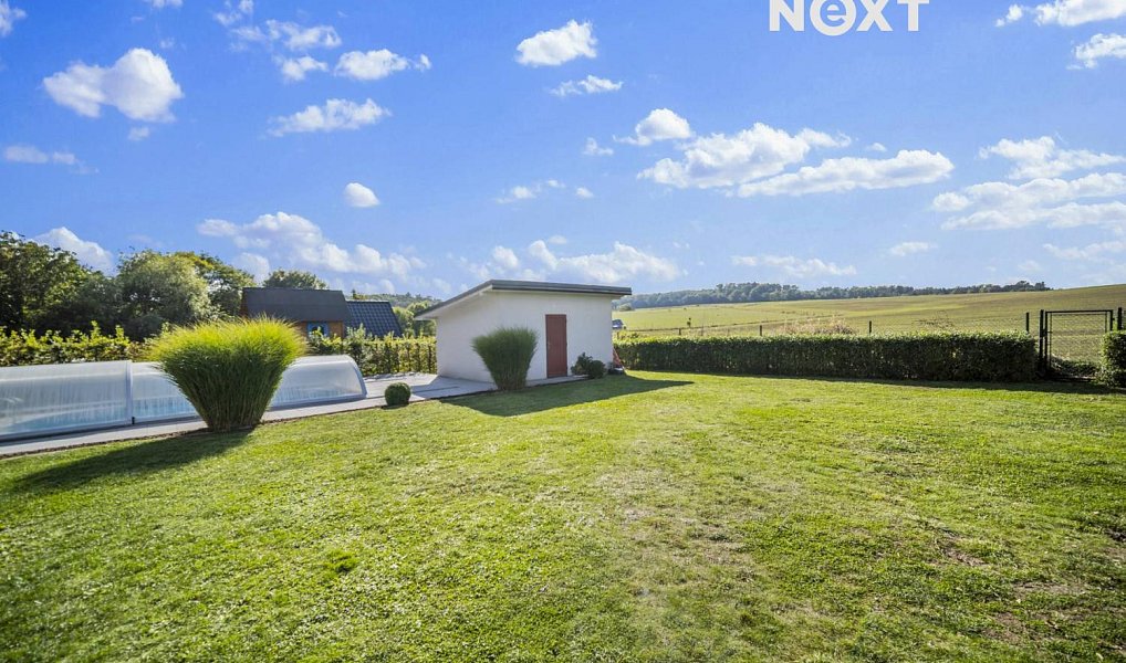 Prodej domu 199 m² s pozemkem 1 061 m², Chrtníky – náhled fotky 12