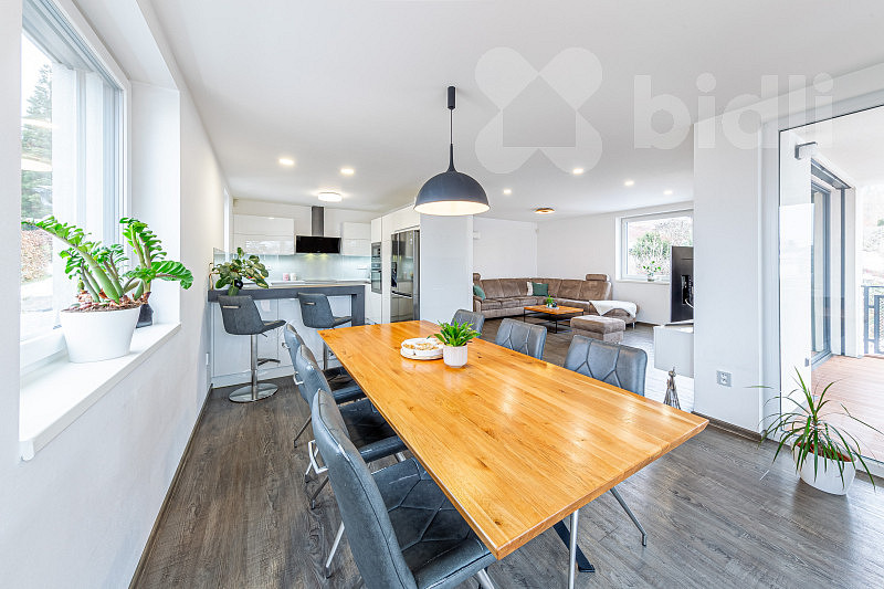 Prodej domu 227 m² s pozemkem 731 m² — photo 2