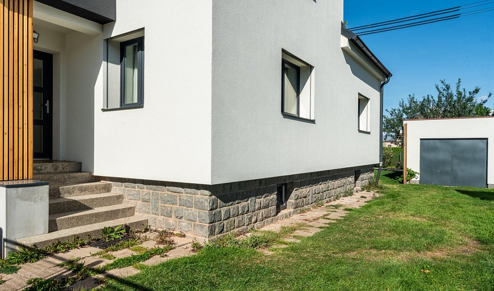 Prodej domu 161 m² s pozemkem 834 m², Prosetín – náhled fotky 2