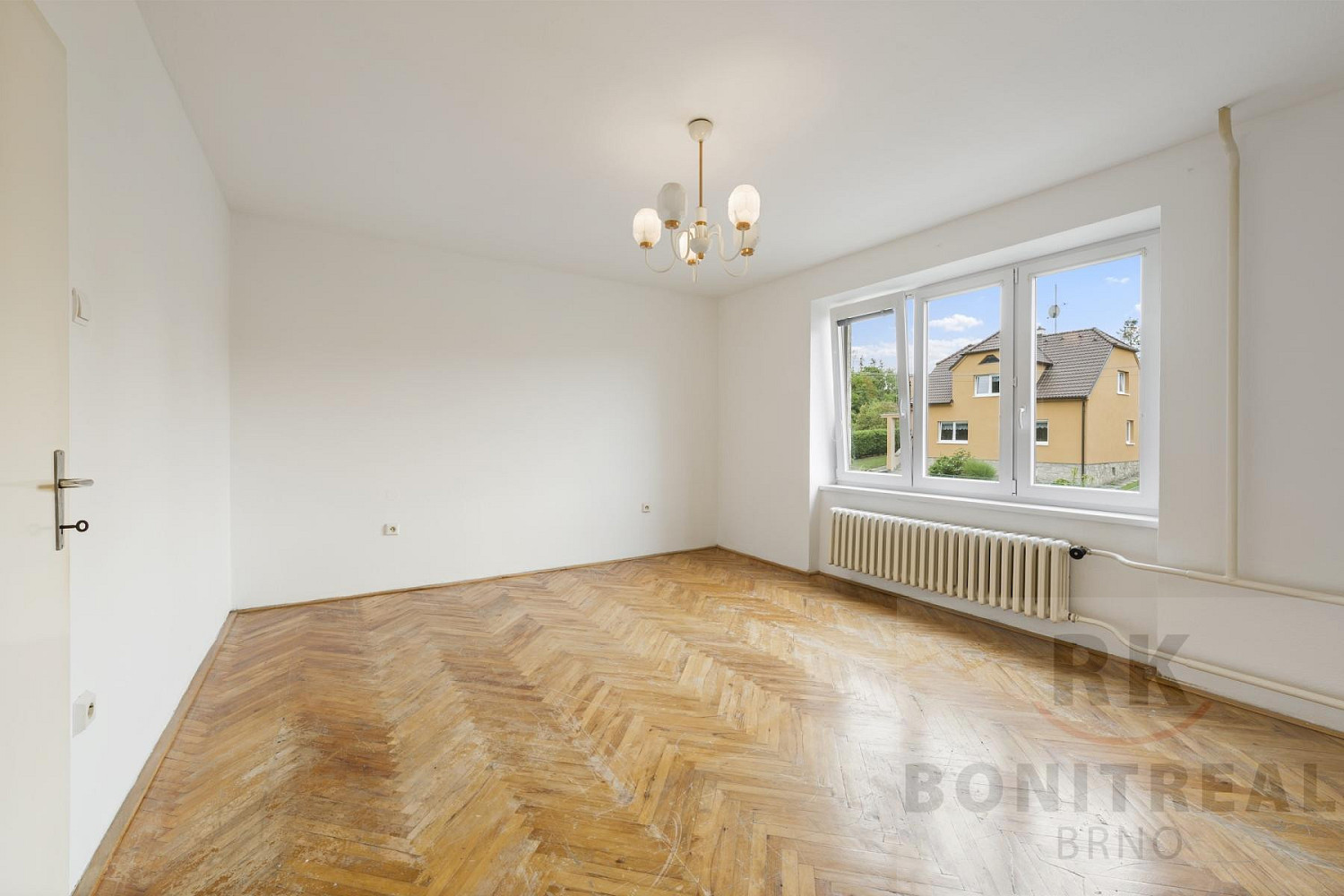 Prodej domu 267 m² s pozemkem 990 m² – fotografie 3