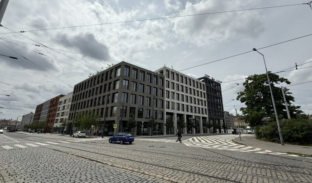 Prodej ubytovacího objektu 1 594 m², Praha – náhled fotky 4