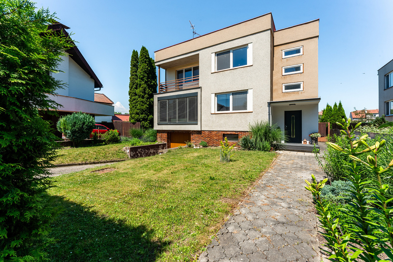 Prodej domu 224 m² s pozemkem 1 419 m²