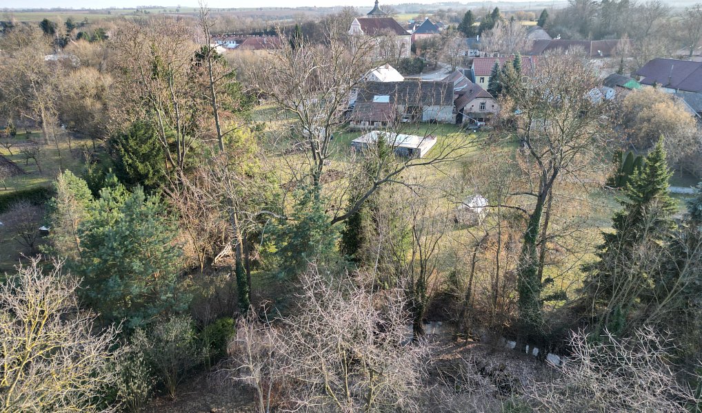 Prodej stavebního pozemku 730 m², Přistoupim – náhled fotky 2