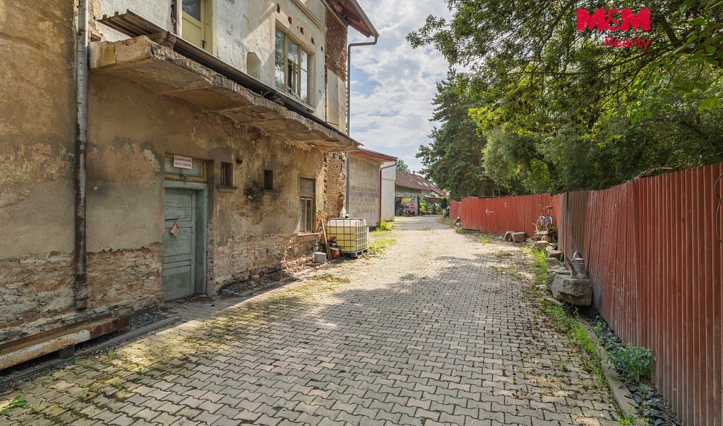 Prodej domu 420 m² s pozemkem 2 167 m², Čáslav – náhled fotky 19