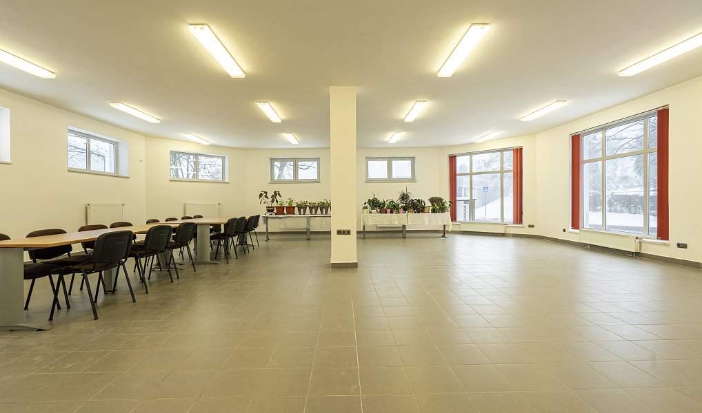Pronájem obchodních prostor 299 m², Jičín – náhled fotky 10