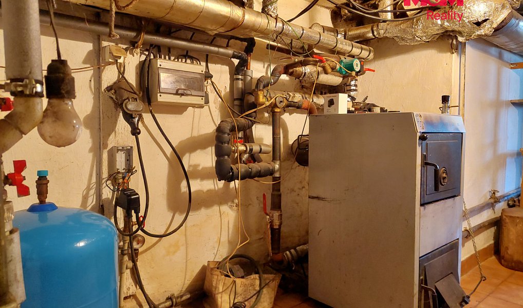 Prodej domu 195 m² s pozemkem 1 797 m², Nasavrky – náhled fotky 17