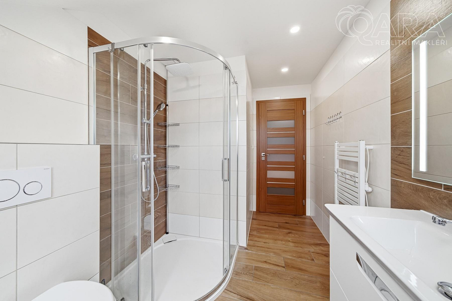 Prodej domu 295 m² s pozemkem 707 m² — photo 3