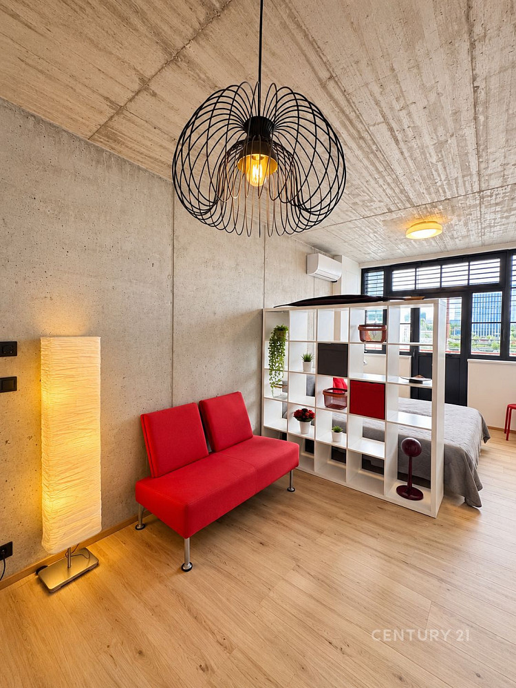 Pronájem bytu 1+kk 38 m²