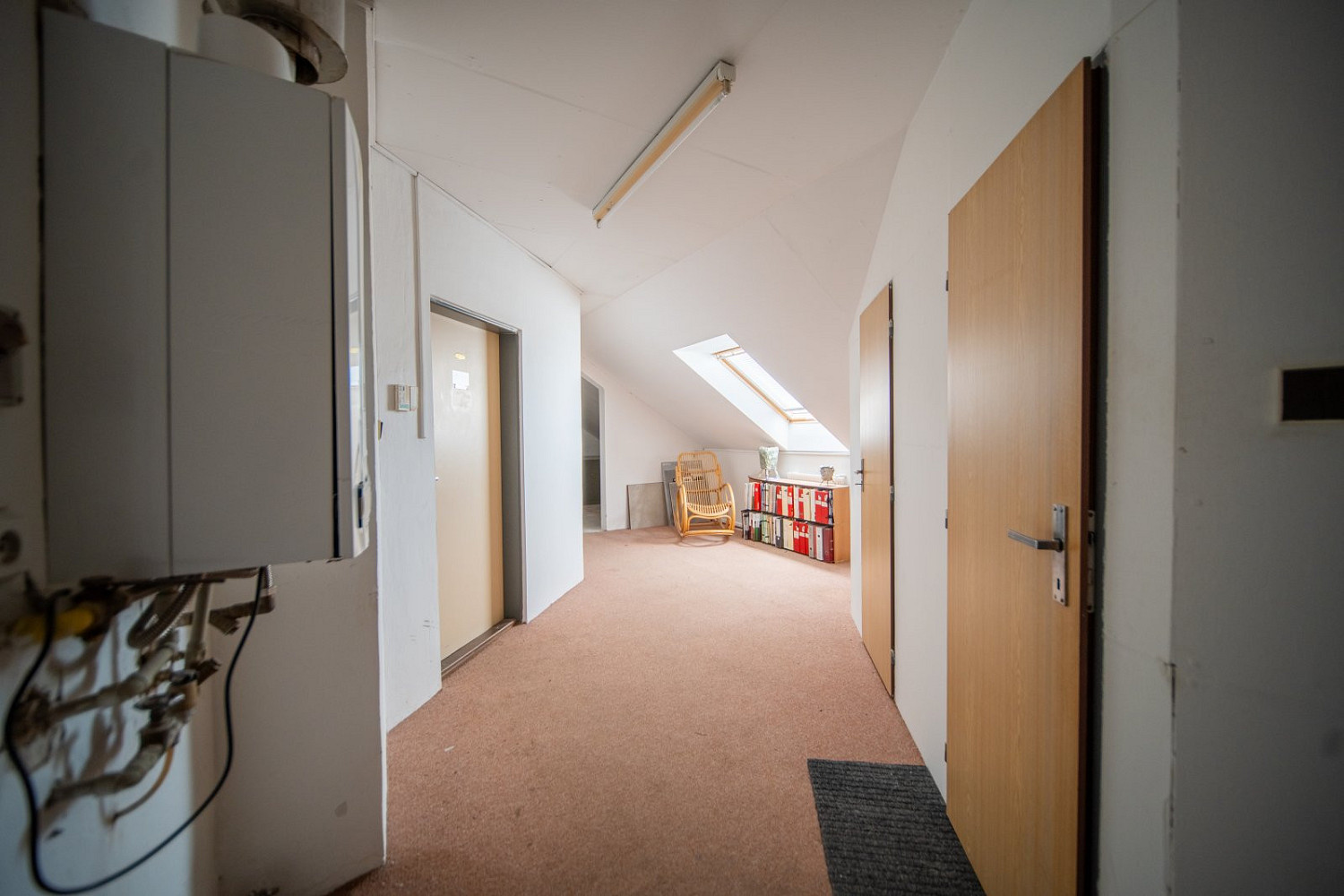 Prodej kanceláře 300 m² — photo 3