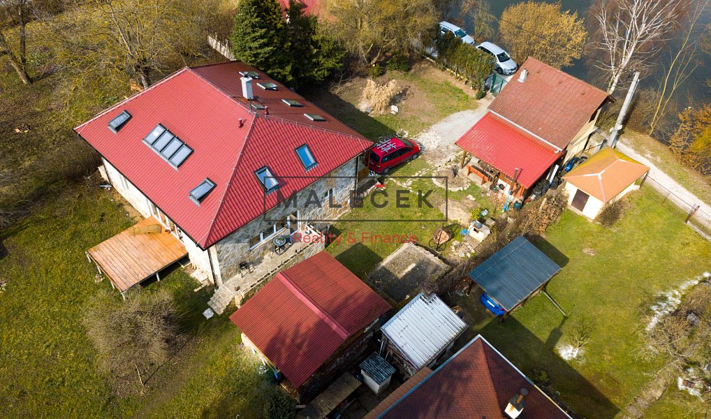 Prodej domu 258 m² s pozemkem 1 265 m², Zadní Třebaň – náhled fotky 17