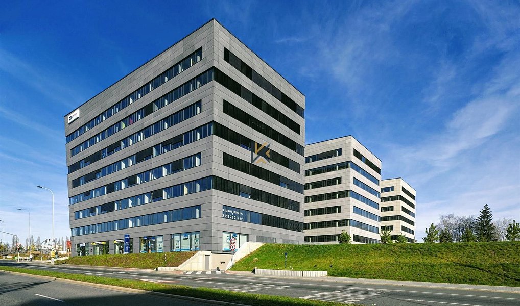 Pronájem komerčního prostoru, 303 m², Prosek - Praha 9, Praha