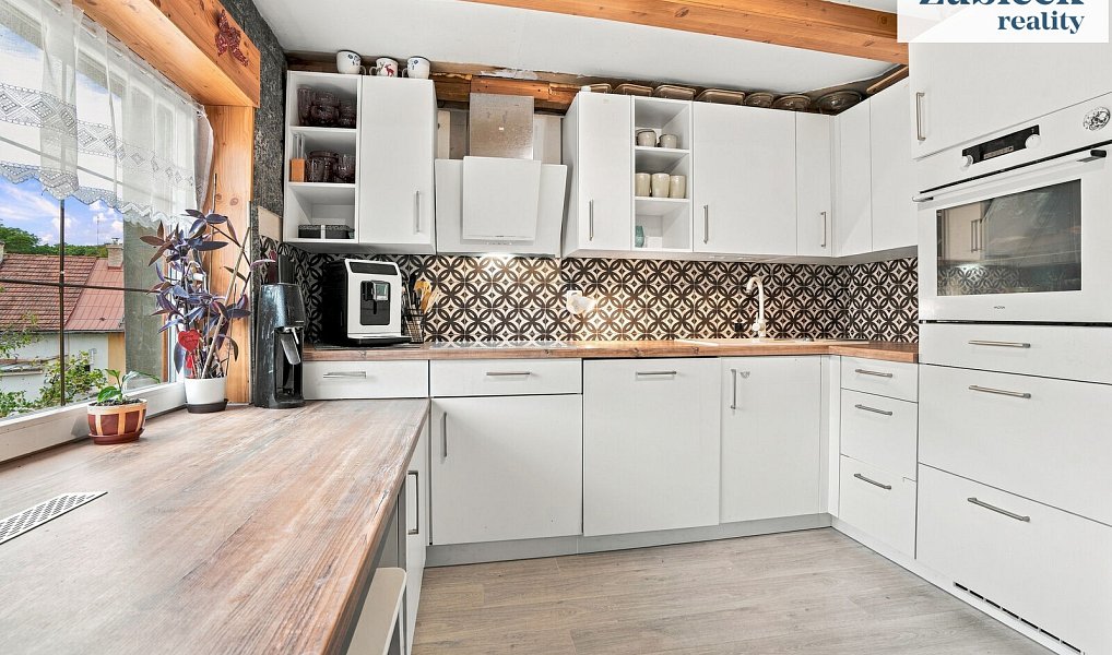 Prodej domu 120 m² s pozemkem 1 247 m², Zlín – náhled fotky 2