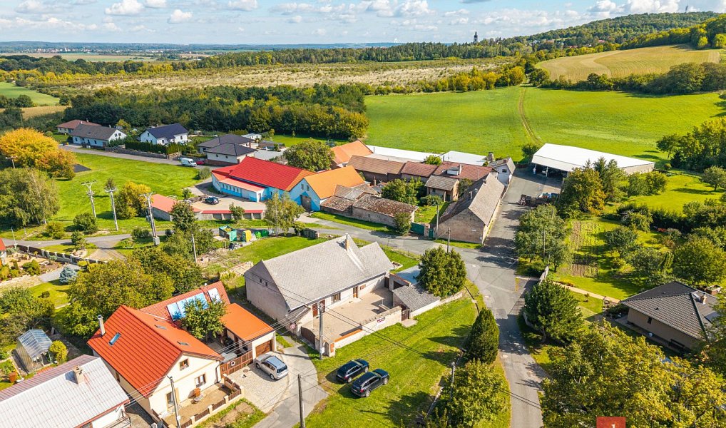 Prodej domu 148 m² s pozemkem 950 m², Grunta – náhled fotky 25