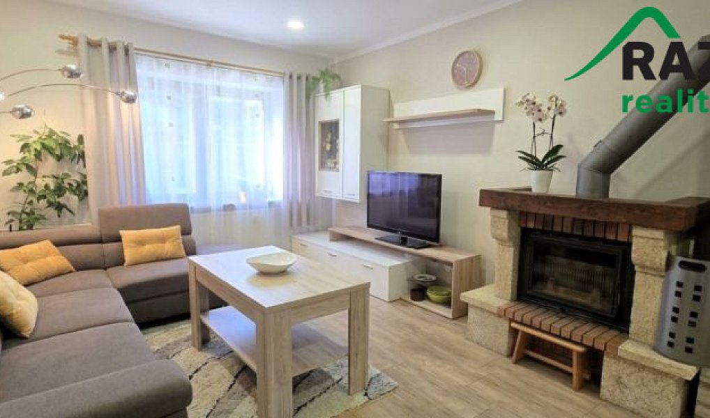 Prodej domu 165 m² s pozemkem 932 m², Tachov – náhled fotky 2