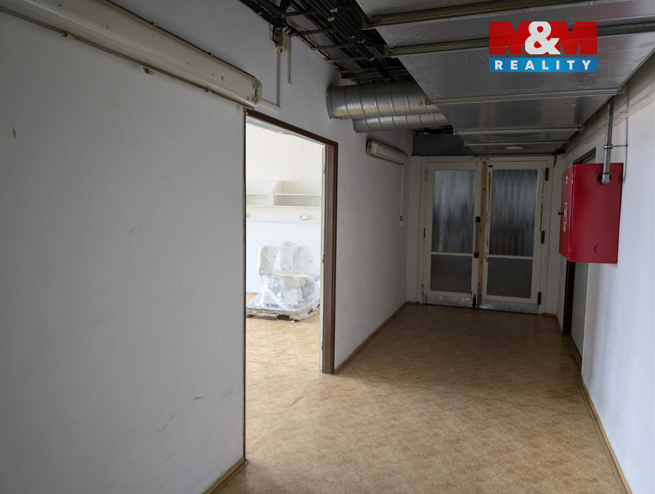 Pronájem kanceláře 58 m² — photo 5
