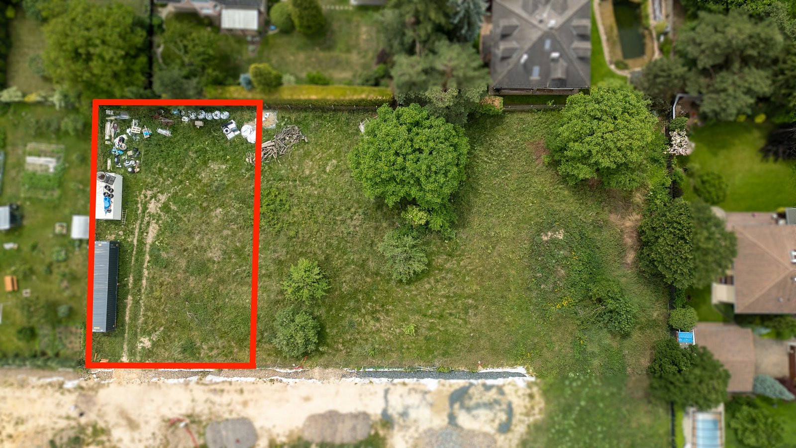 Prodej stavebního pozemku 1 000 m² – fotografie 2