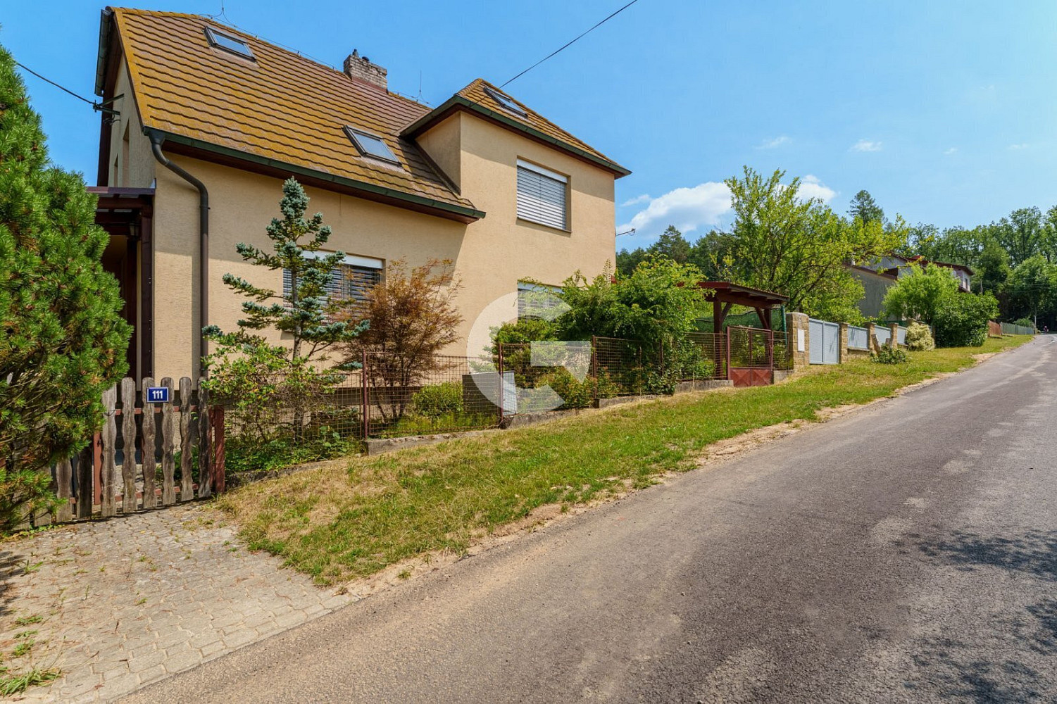 Prodej domu 185 m² s pozemkem 1 050 m²
